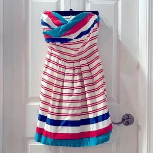 Women’s strapless striped sundress